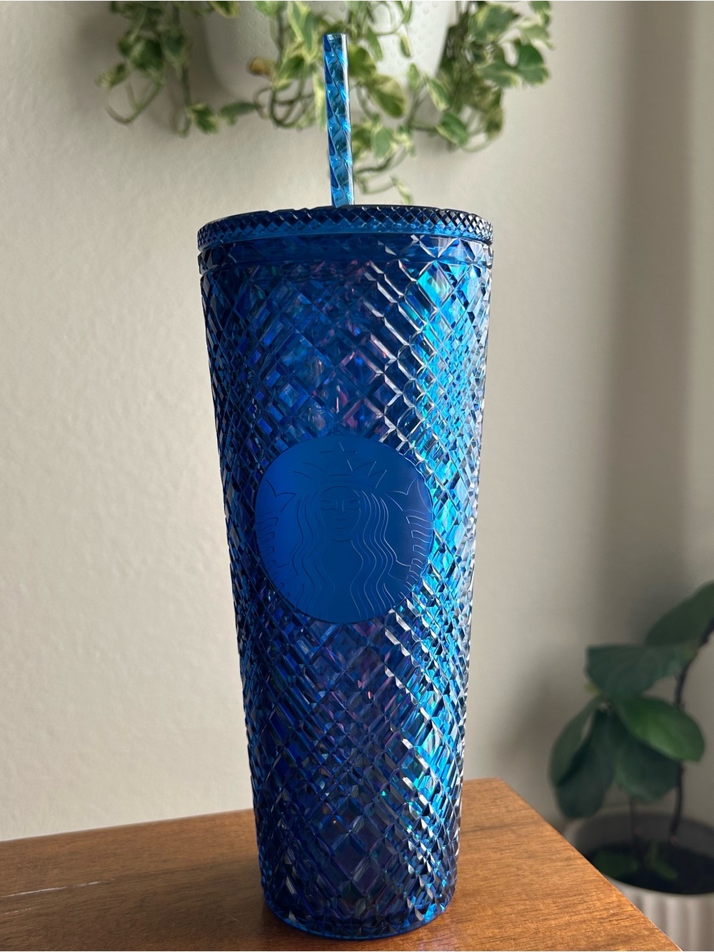 Starbucks Limited Edition Iridescent Blue Textured Cold Cup with Straw